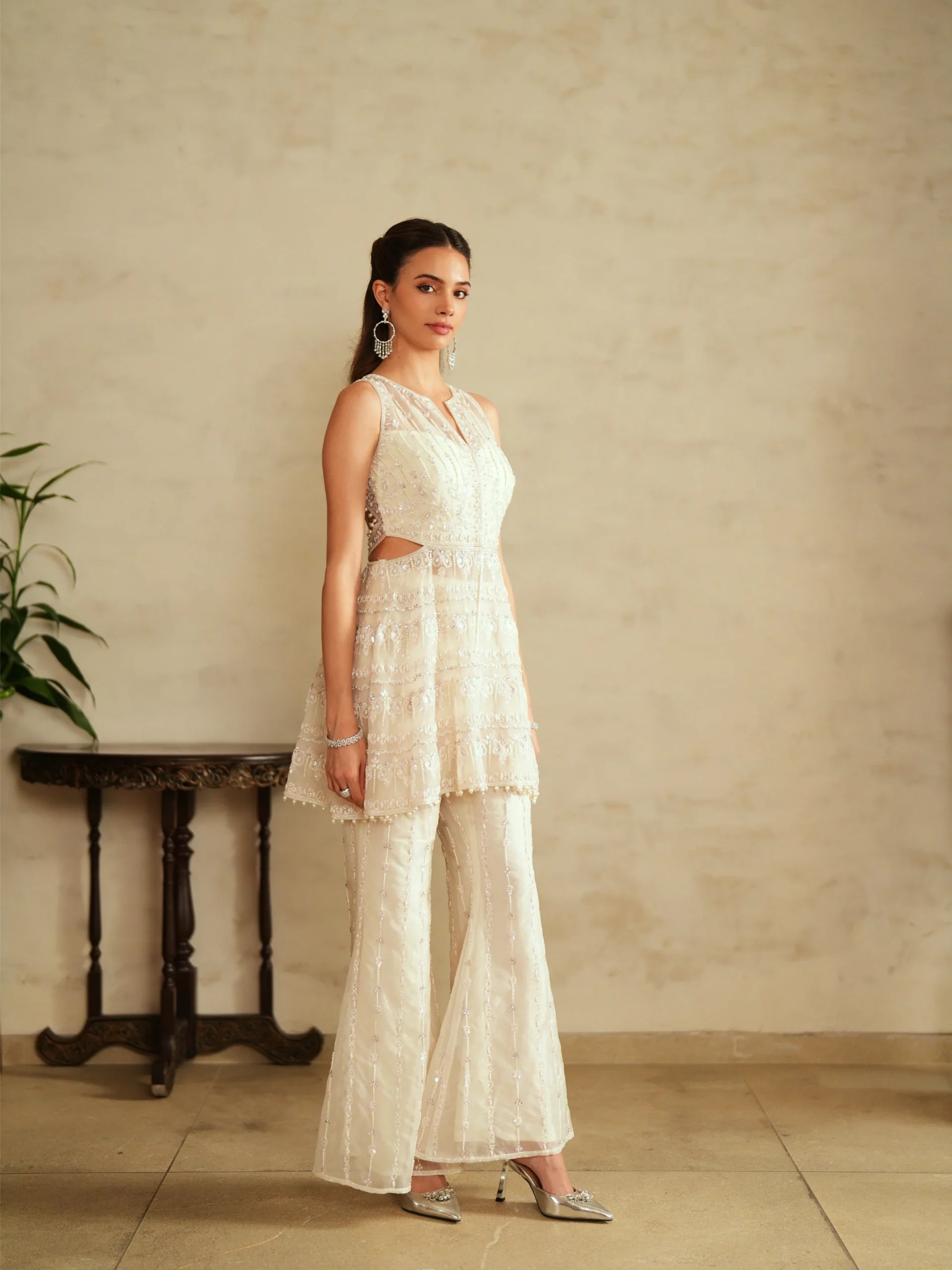 Halterneck Top And Bell Bottom Set - Saisha