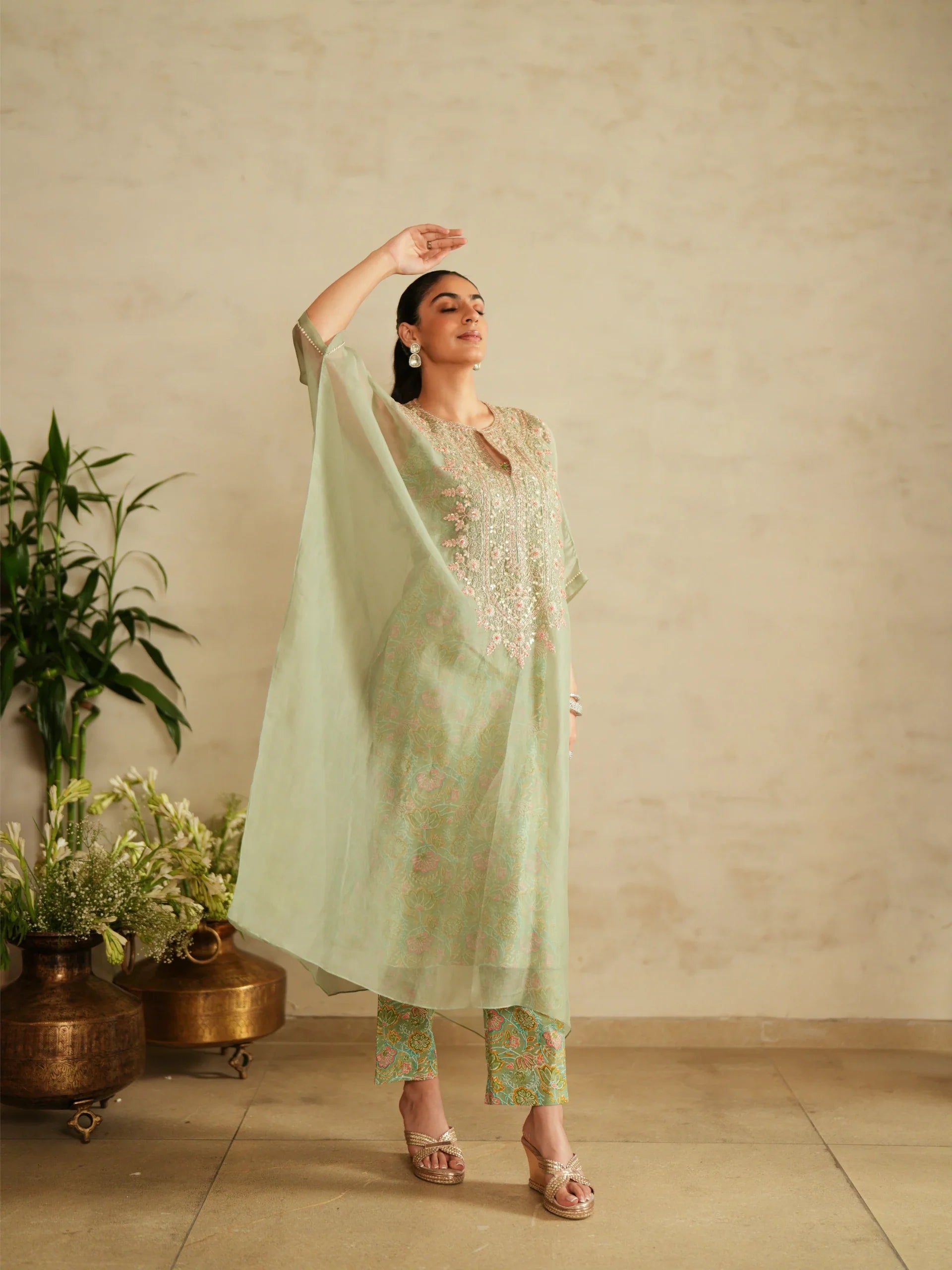 Kaftan With Printed Inner And Straight Pants - Saisha