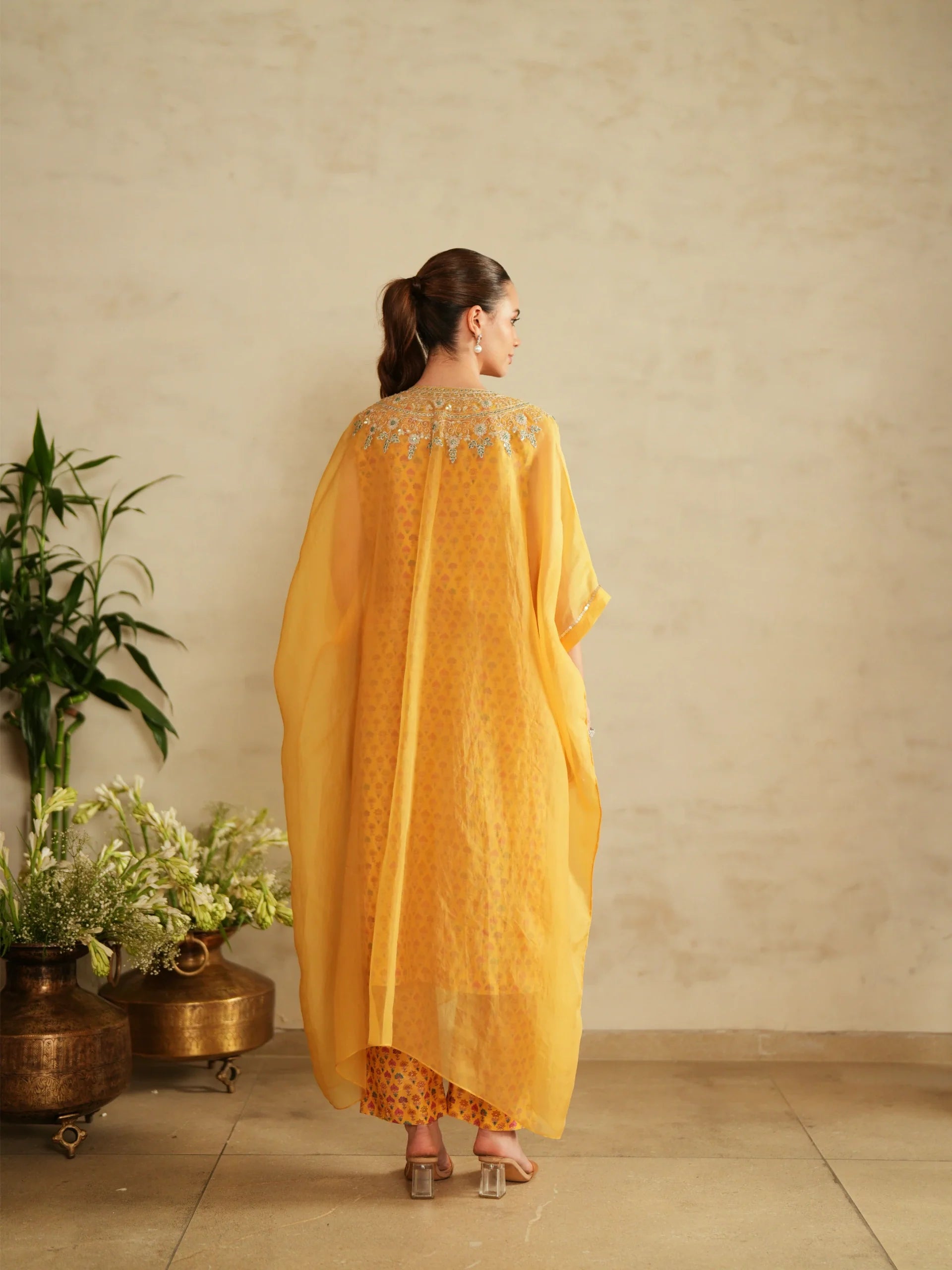 Kaftan With Printed Inner And Straight Pants - Saisha