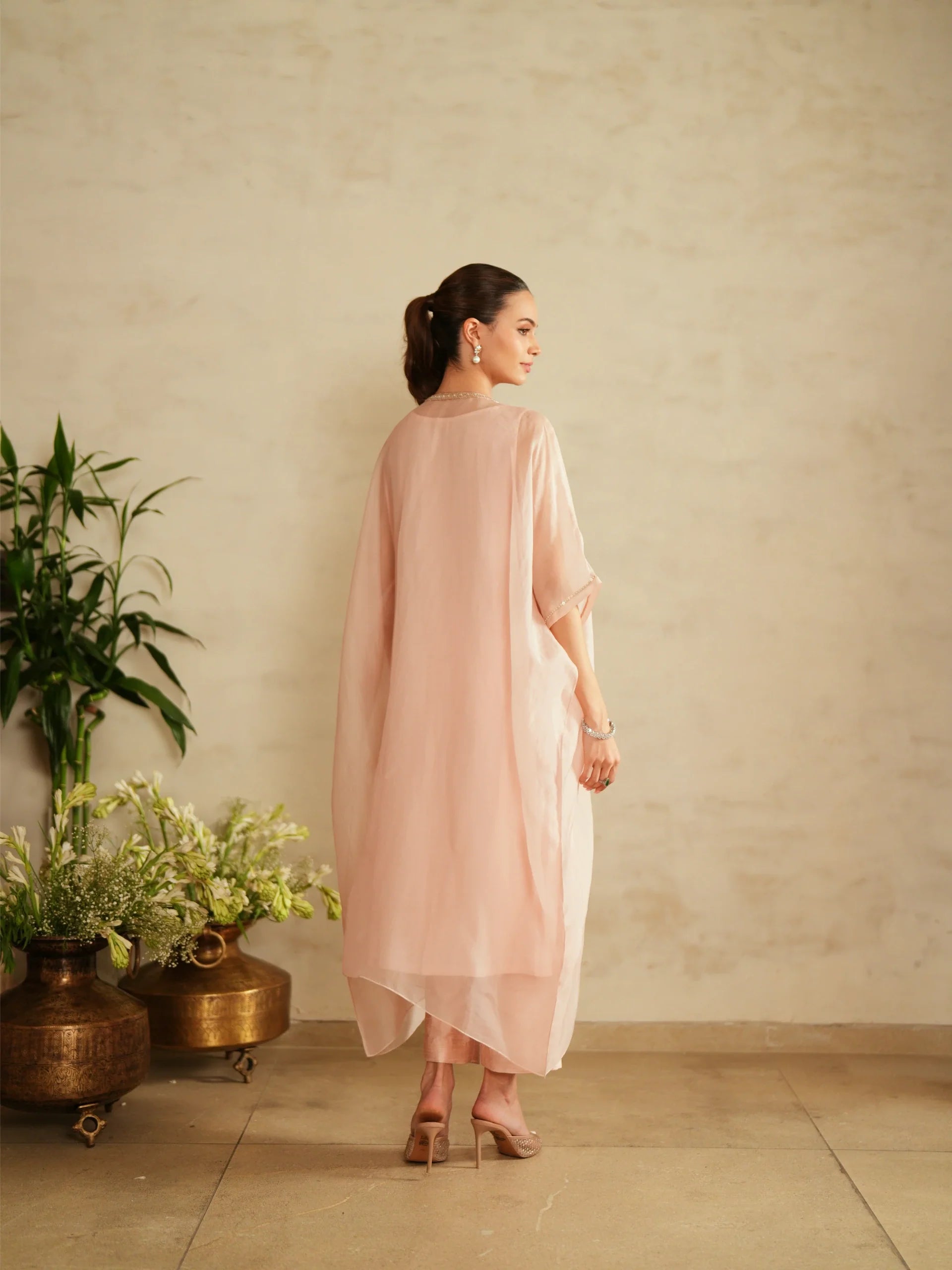 Kaftan With Inner And Straight Pants - Saisha