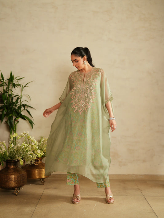 Kaftan With Printed Inner And Straight Pants